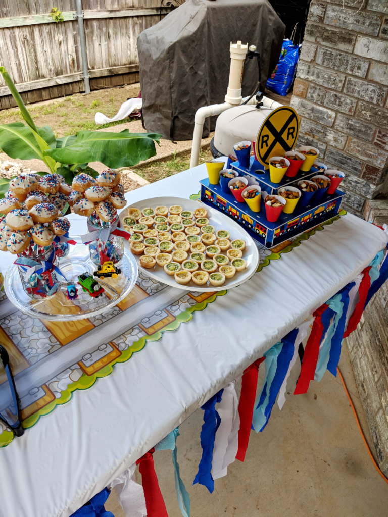 Easy birthday party food set up